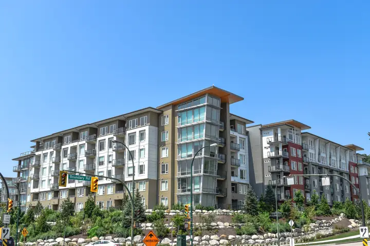Parcel 43: mid-rise exterior cladding in Vancouver, BC by L2 Group — Hardie panels & Longboard